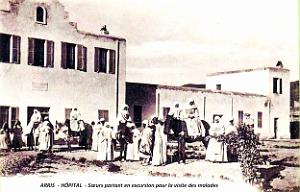 1340- Arris - Soeurs partant pour la visite des malades